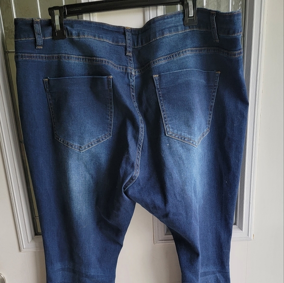 Ripped Flare Jeans - Picture 3 of 9